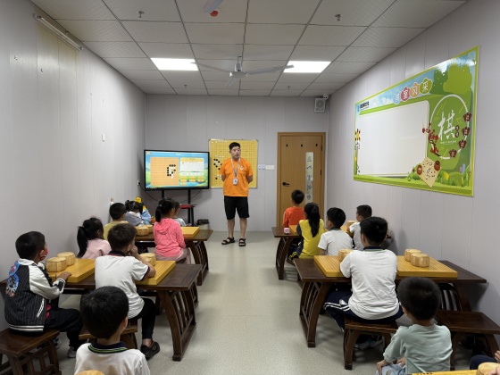 孫老師課堂常規(guī)，精彩講解瞬間_副本.jpg